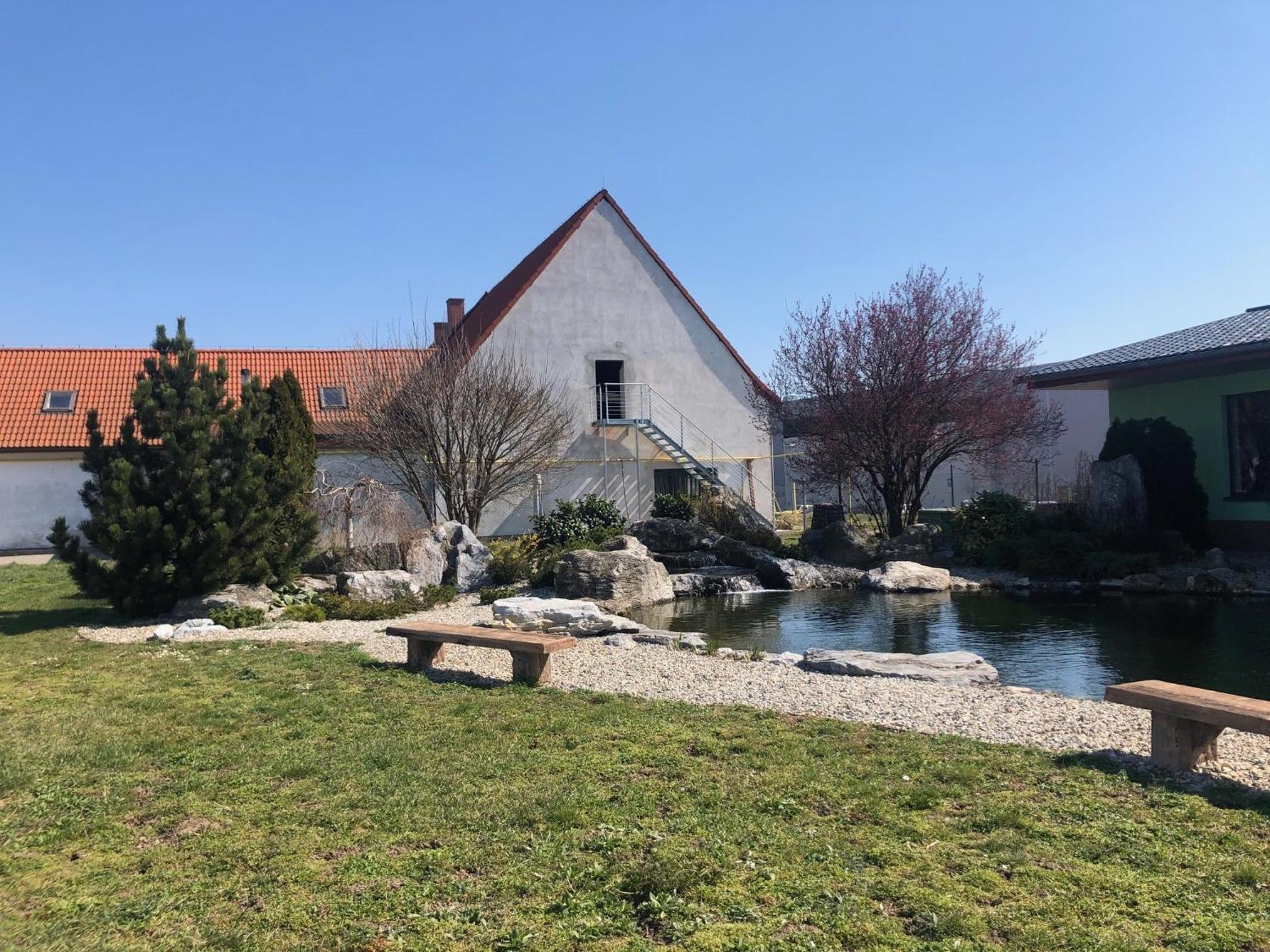 Ubytovani Zatisi 3 Olmütz Exterior foto